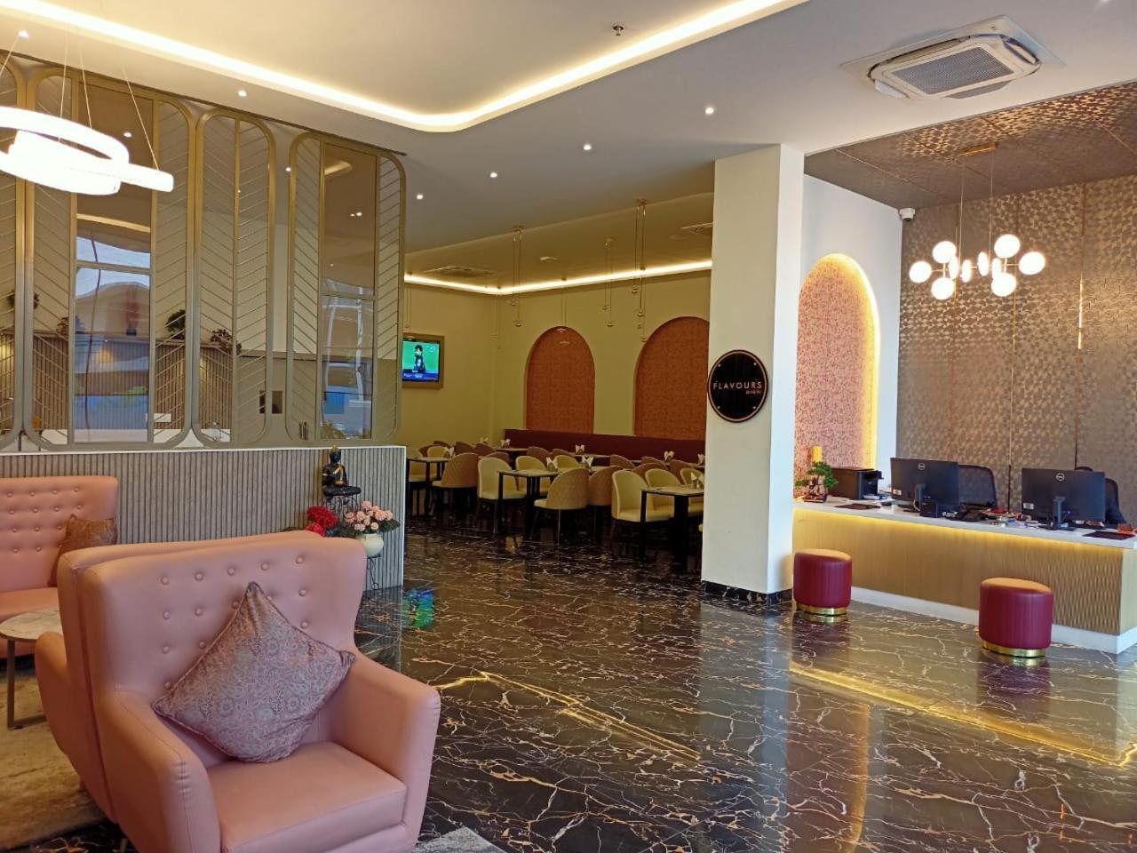 Grand Continent Hotel Gachibowli Near Us Consulate المظهر الخارجي الصورة
